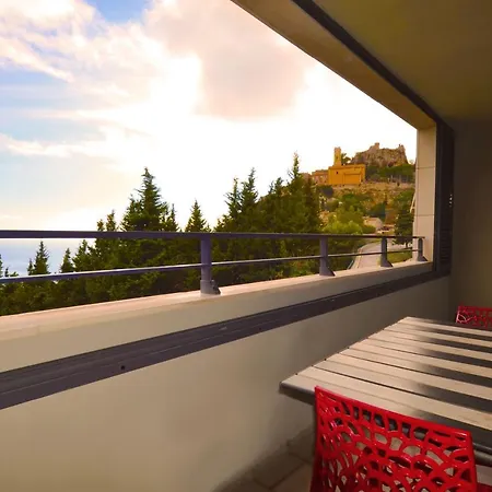 Апарт-отель La Perle D'eze - 4*