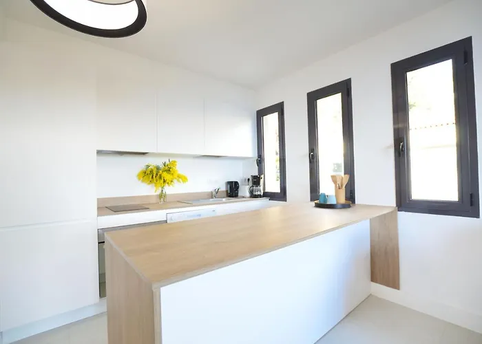 Aparthotel La Perle D'eze - 4*