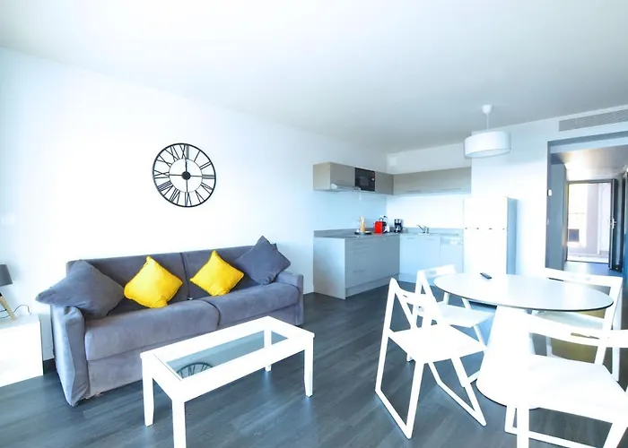 La Perle D'eze - Aparthotel 4*