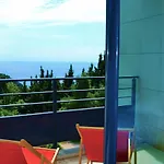 La Perle D'eze - アパートホテル 4*
