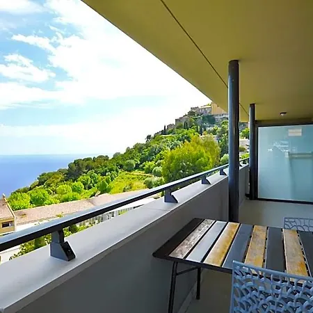 La Perle D'eze - 4*