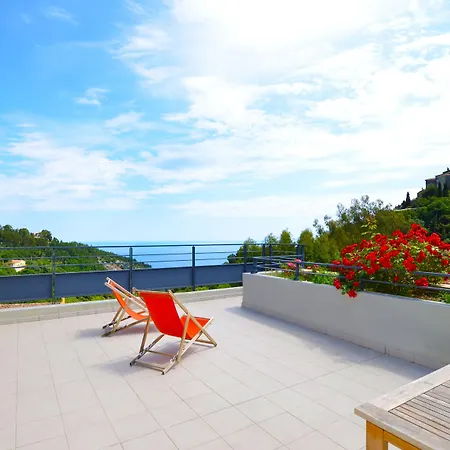 Appart hôtel La Perle D'eze - 4*