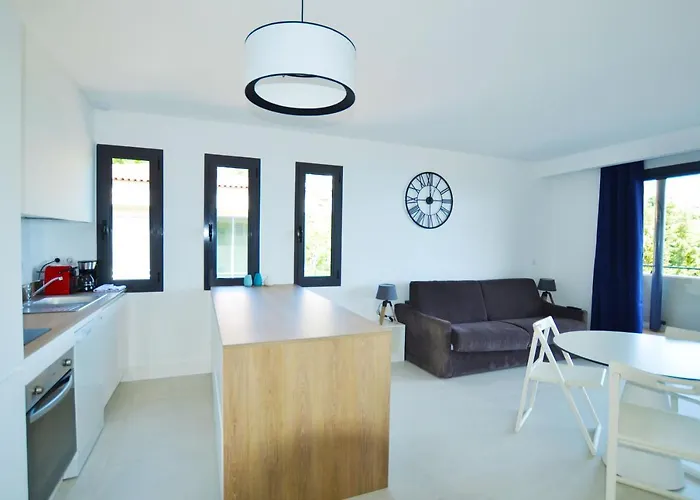 La Perle D'eze - Апарт-отель