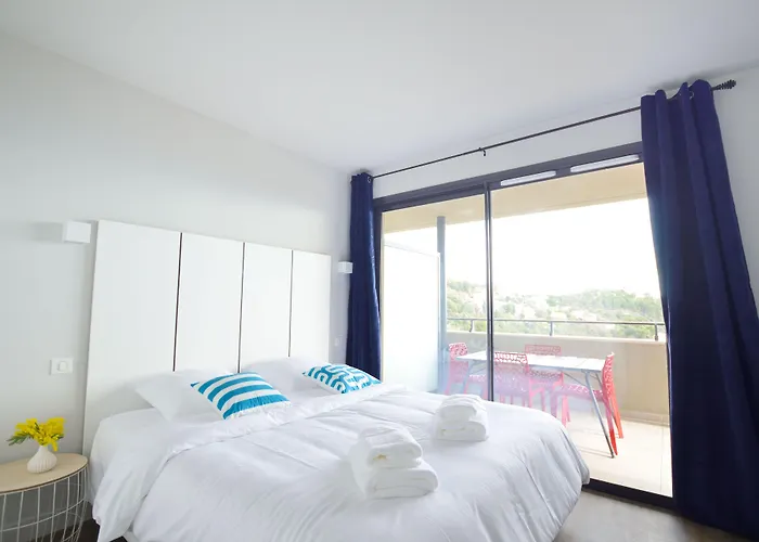 La Perle D'eze - Эз